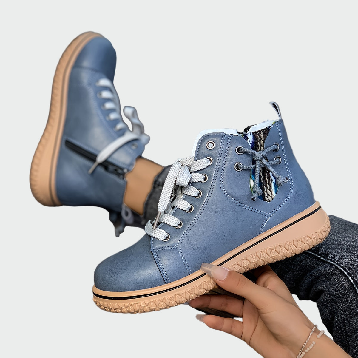 Blau / 40
